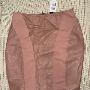 Windsor Mauve Faux Leather Bodycon Mini Skirt – Size M